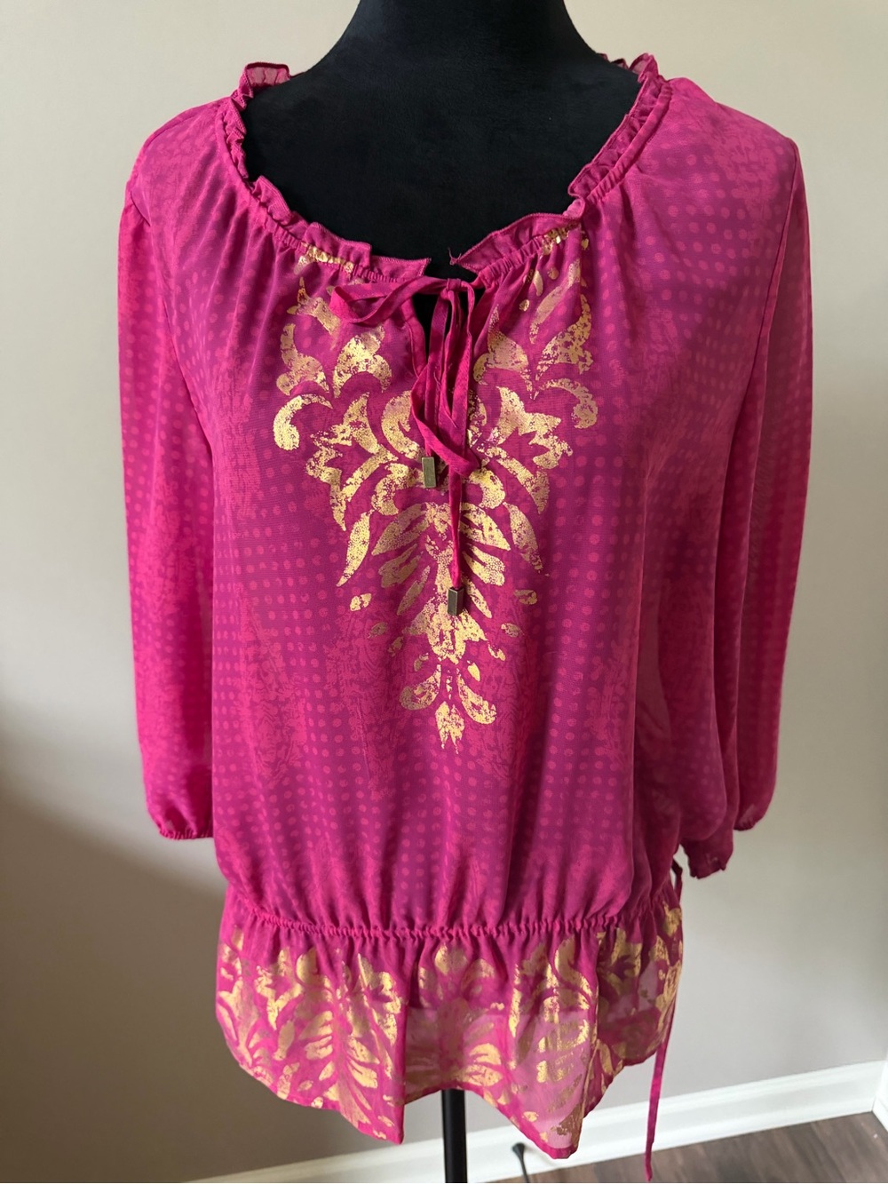 Chico's Fuchsia Peasant Blouse with Gold Foil Detail Size 2
